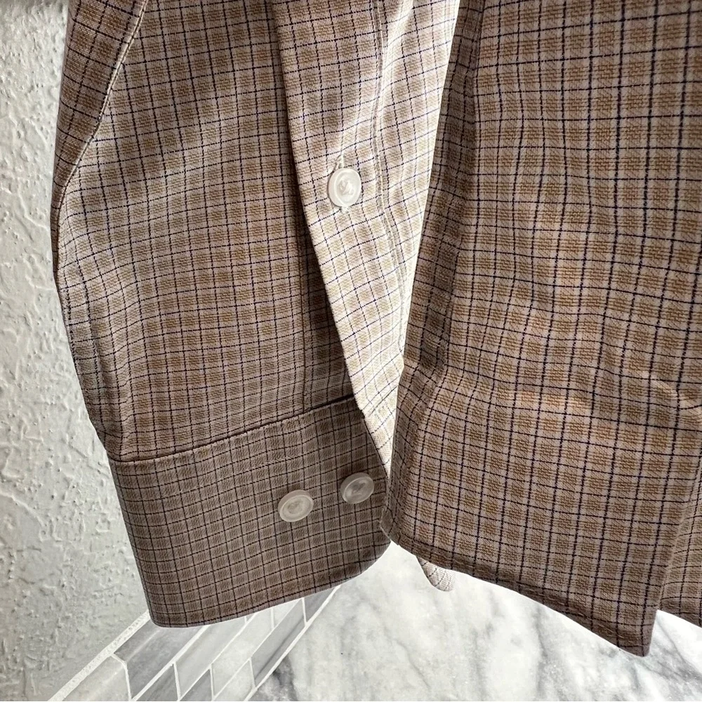 Tommy Hilfiger sophisticated tan